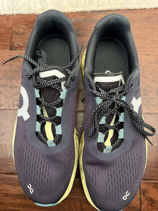 On Clouds Other - ON Men's Athletic Running Shoes in Navy with Light Yellow Accents
